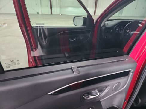 Used 2025 Honda Pilot Touring image 28