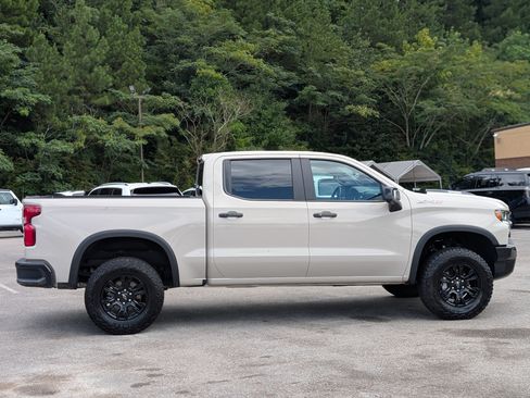 Used 2026 Chevrolet Silverado 1500 ZR2 AWD/4WD image 10
