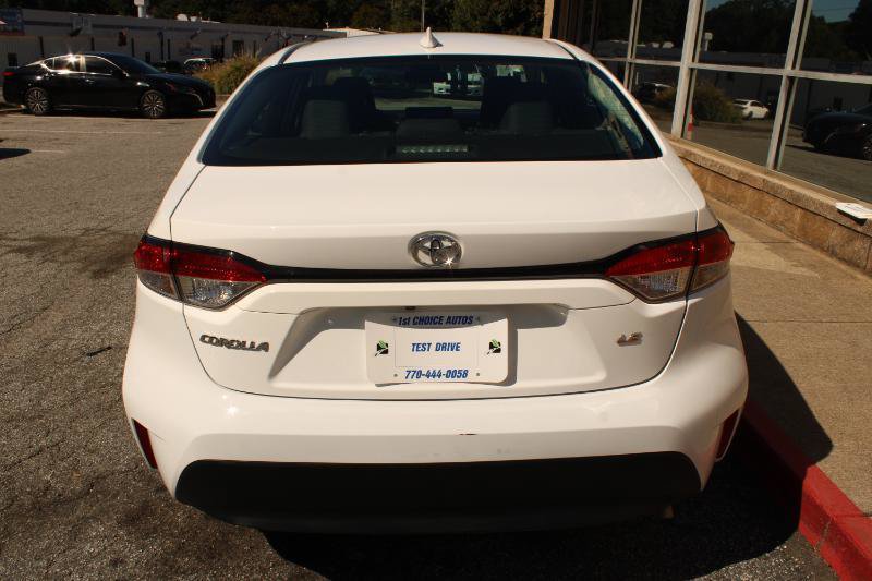 Used 2021 Toyota Camry LE FWD image 5