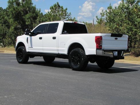 Used 2022 Ford F250 XLT w/ XLT Value Package AWD/4WD image 7