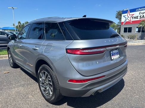 Certified 2022 Lincoln Corsair FWD image 3