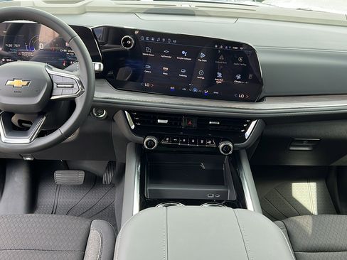 New 2025 Chevrolet Tahoe LS image 17