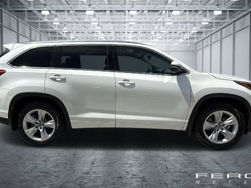 Used 2018 Toyota Highlander Limited Platinum AWD/4WD image 6