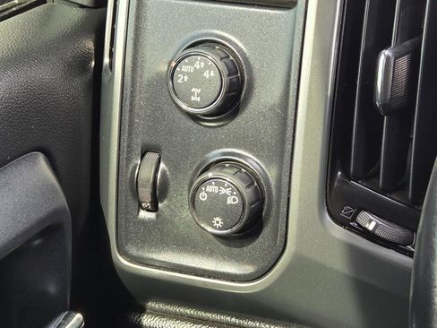 Used 2016 Chevrolet Silverado 1500 LT image 28