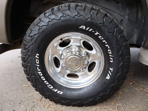 Used 2005 Ford Excursion Limited AWD/4WD image 43