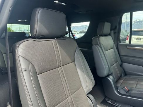 New 2026 Chevrolet Suburban High Country AWD/4WD image 15