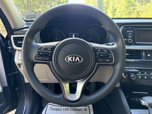 Used 2016 Kia Optima LX FWD image 21