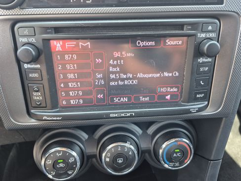 Used 2015 Scion tC FWD image 28