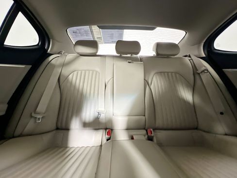 Used 2020 Genesis G70 3.3T w/ Elite Package image 32