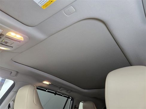 Used 2020 Toyota Highlander Limited Platinum image 14