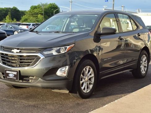 Used 2019 Chevrolet Equinox LS AWD/4WD image 12