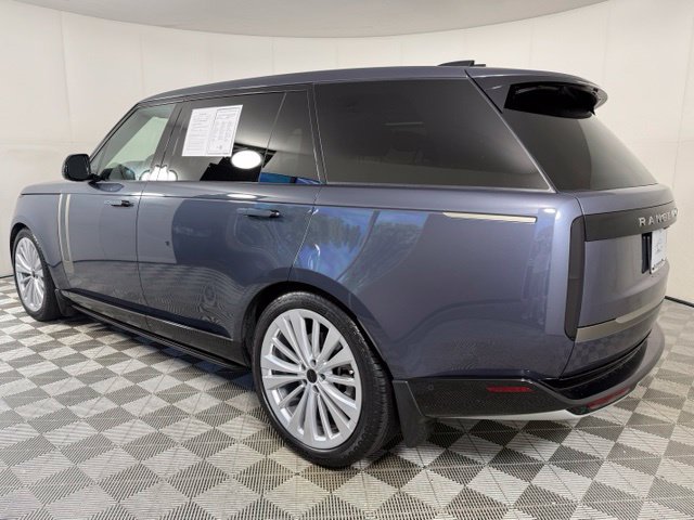 Used 2024 Land Rover Range Rover Long Wheelbase SE AWD/4WD image 4