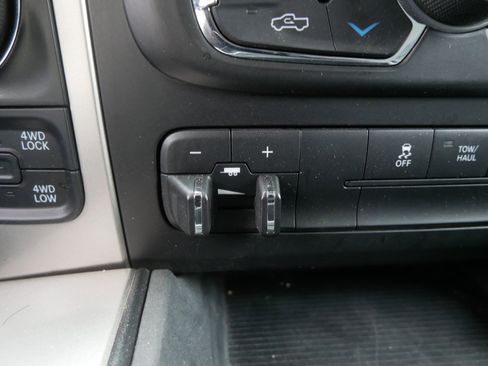 Used 2017 RAM 1500 Big Horn image 31