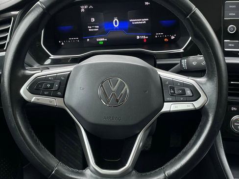 Used 2024 Volkswagen Jetta SE FWD image 13
