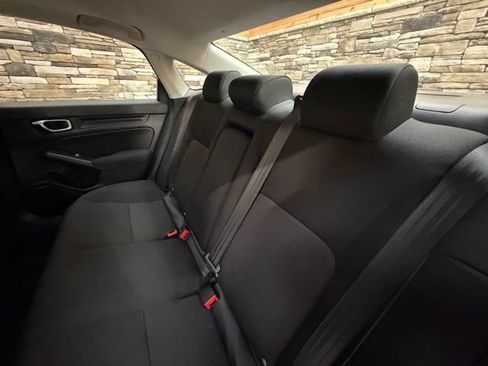 Used 2024 Honda Civic EX image 32