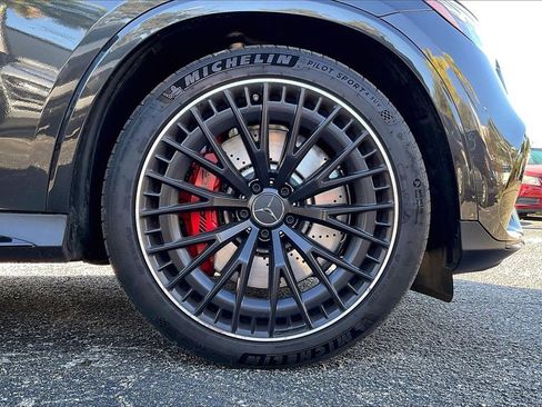 Used 2025 Mercedes-Benz GLC 63 AMG S image 35