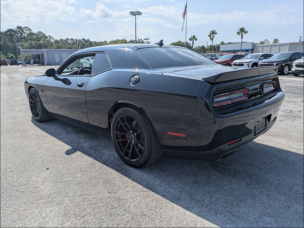 Used 2023 Dodge Challenger SRT Hellcat w/ Driver Convenience Group RWD image 5