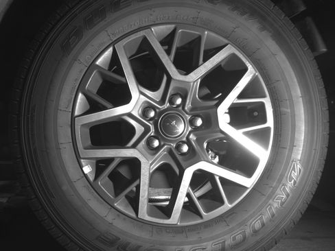 Used 2025 Jeep Wrangler Sahara image 14