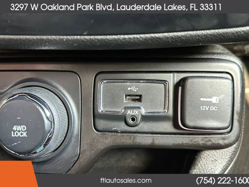 Used 2021 Jeep Renegade Latitude image 66