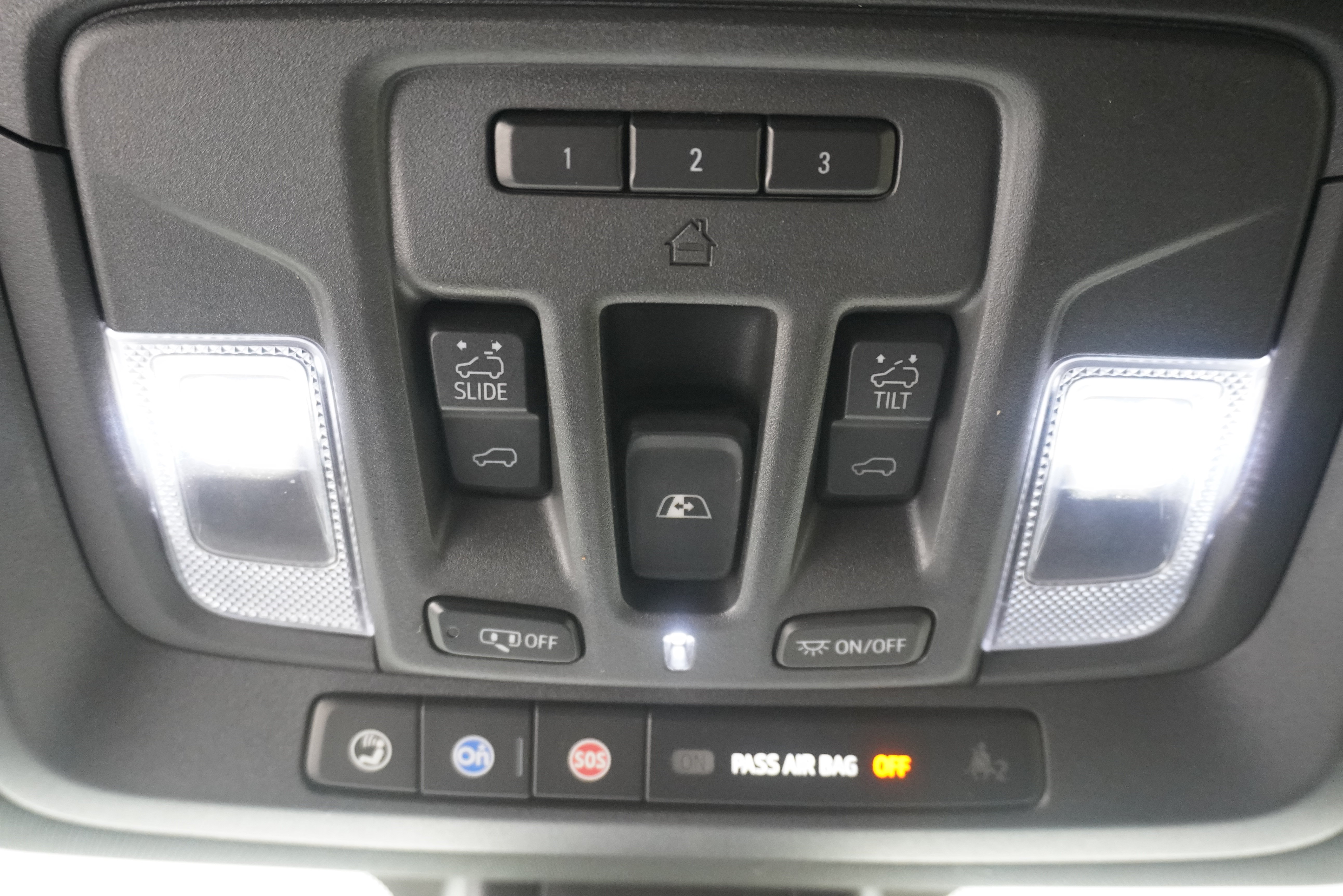 Used 2020 GMC Sierra 1500 AT4 w/ AT4 Premium Package AWD/4WD image 28