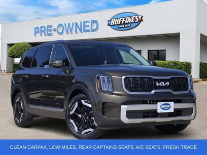 Used 2024 Kia Telluride EX w/ EX Captain's Chair Package
