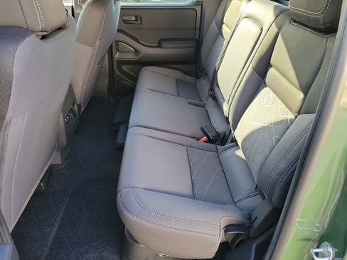 New 2026 Nissan Frontier SV w/ SV Convenience Package RWD image 12