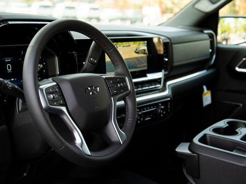 New 2026 Chevrolet Silverado 1500 RST w/ Z71 Off-Road Package AWD/4WD image 20