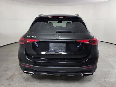 New 2026 Mercedes-Benz GLC 300 image 5