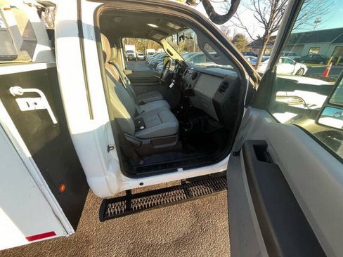 Used 2011 Ford F550 2WD Reg Cab 141 WB 60 CA XL w/ Snow Plow Prep Pkg image 29