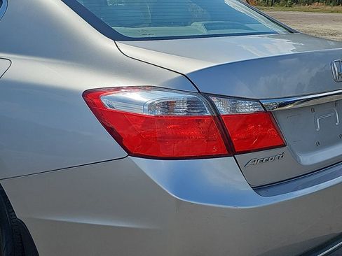 Used 2013 Honda Accord LX image 36
