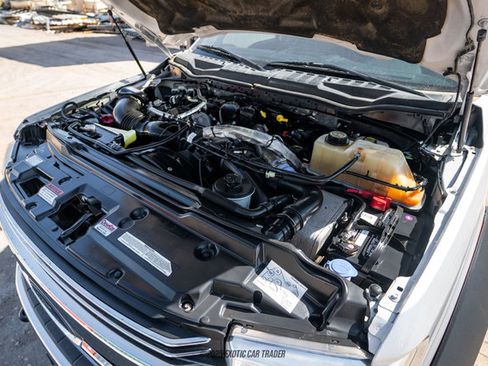 Used 2019 Ford F550 4x4 Crew Cab Super Duty image 17