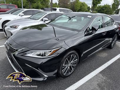 Used 2024 Lexus ES 300h w/ Premium Package