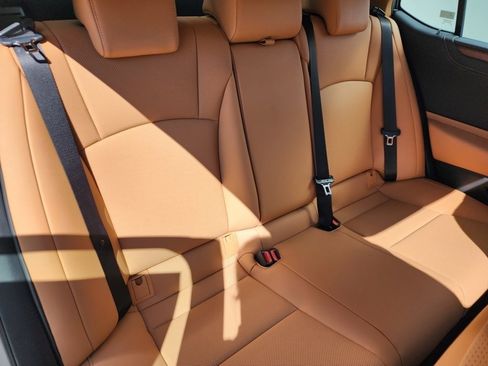 Used 2025 Lexus ES 350 w/ Premium Package FWD image 24