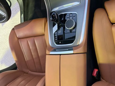 Used 2022 BMW X5 sDrive40i w/ M Sport Package image 45