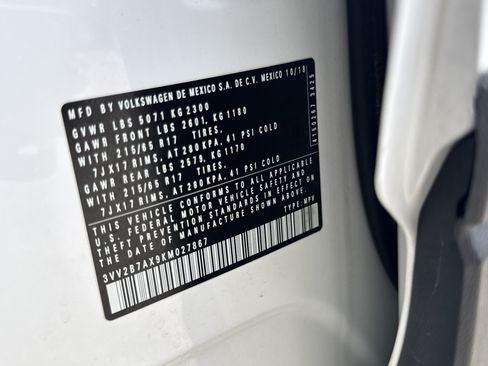 Used 2019 Volkswagen Tiguan SE w/ Panoramic Sunroof Package AWD/4WD image 32