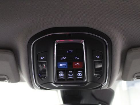 Used 2021 Jeep Grand Cherokee L Limited image 23