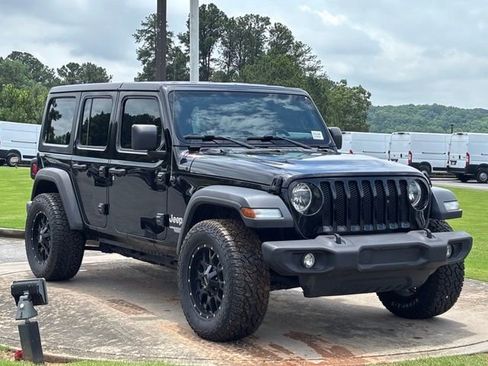 Used 2018 Jeep Wrangler Unlimited Sport AWD/4WD image 9