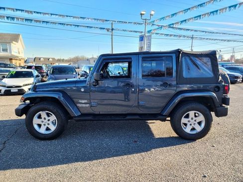Used 2007 Jeep Wrangler Unlimited Sahara image 2