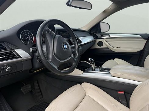 Used 2014 BMW X6 xDrive50i image 11