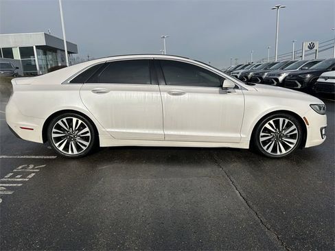 Used 2017 Lincoln MKZ Reserve w/ Technology Package image 8