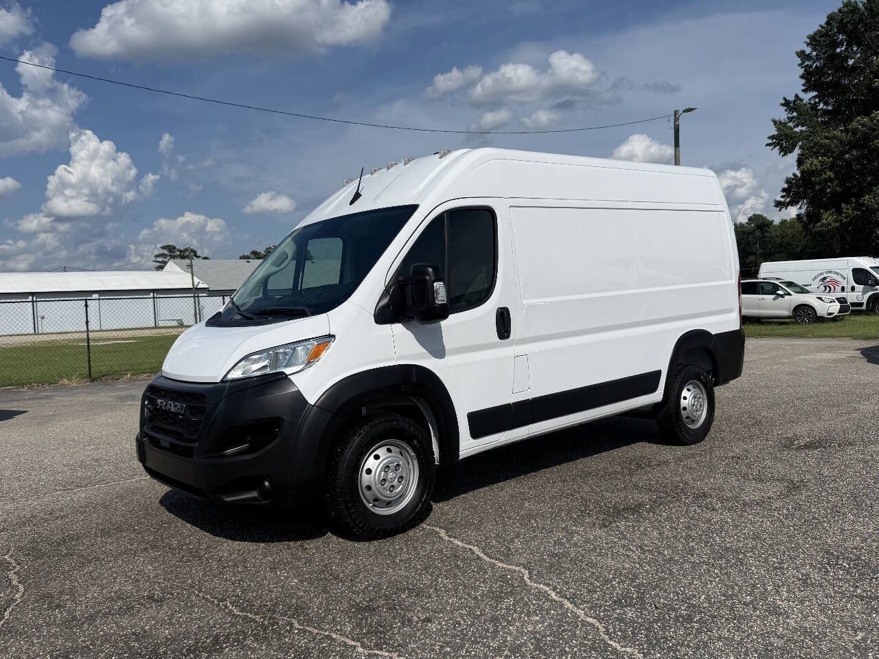 Used 2023 RAM ProMaster 1500 FWD image 1