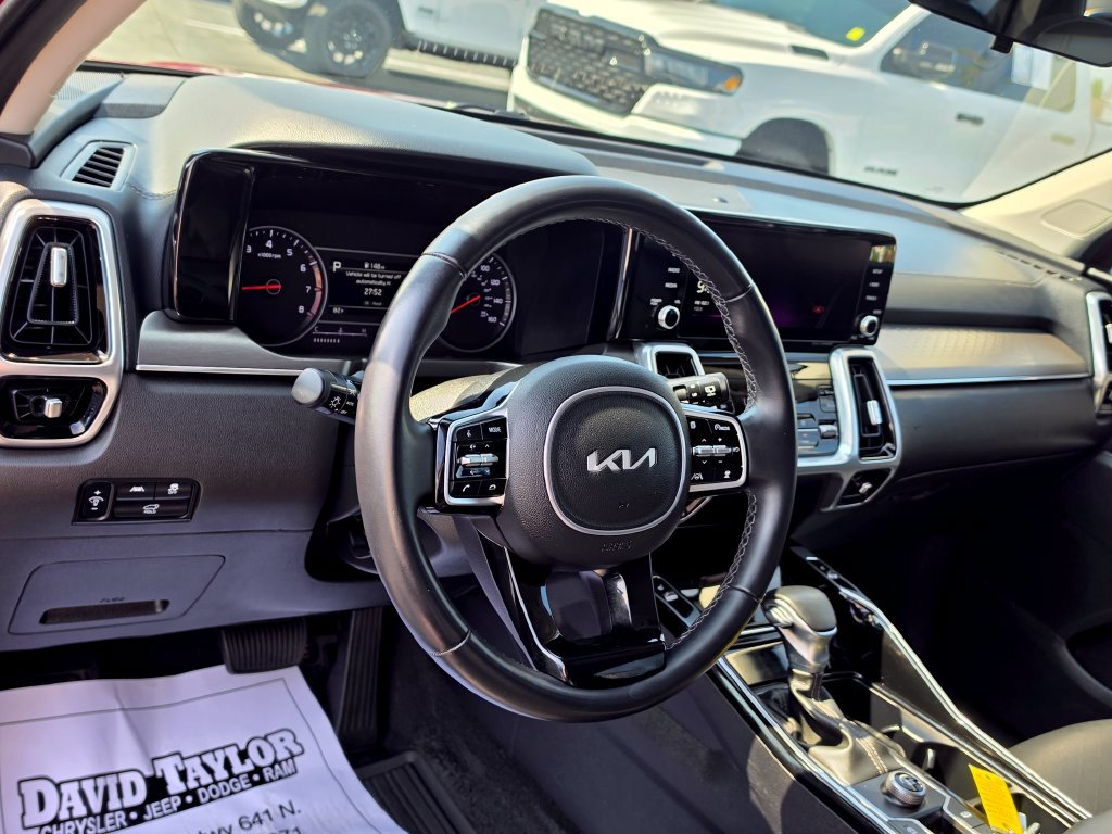 Used 2022 Kia Sorento SX FWD image 10