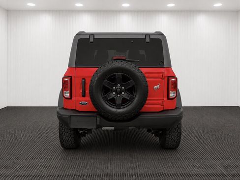 Used 2024 Ford Bronco Black Diamond AWD/4WD image 4