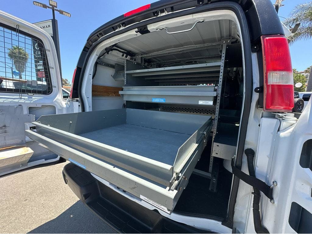Used 2018 Chevrolet Express 2500 w/ Driver Convenience Package RWD image 30