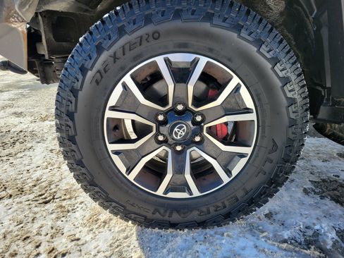 Used 2010 Toyota FJ Cruiser 4WD image 12