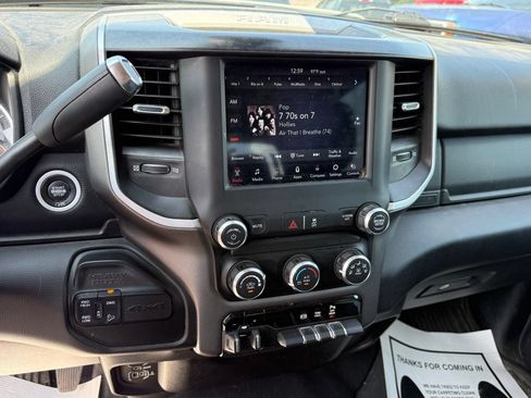 Used 2020 RAM 2500 Big Horn w/ Level 1 Equipment Group AWD/4WD image 19