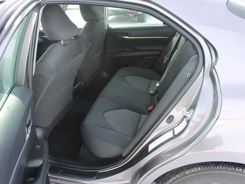 Used 2023 Toyota Camry LE image 9