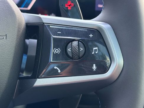 Used 2025 BMW X3 M50 image 32