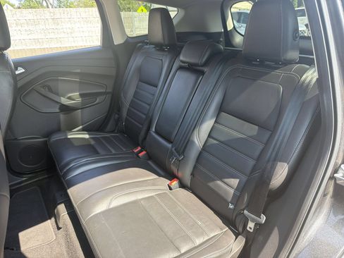 Used 2017 Ford Escape Titanium FWD image 21