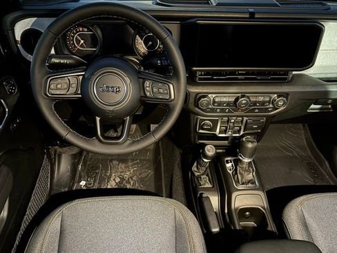 New 2026 Jeep Gladiator Sport image 18